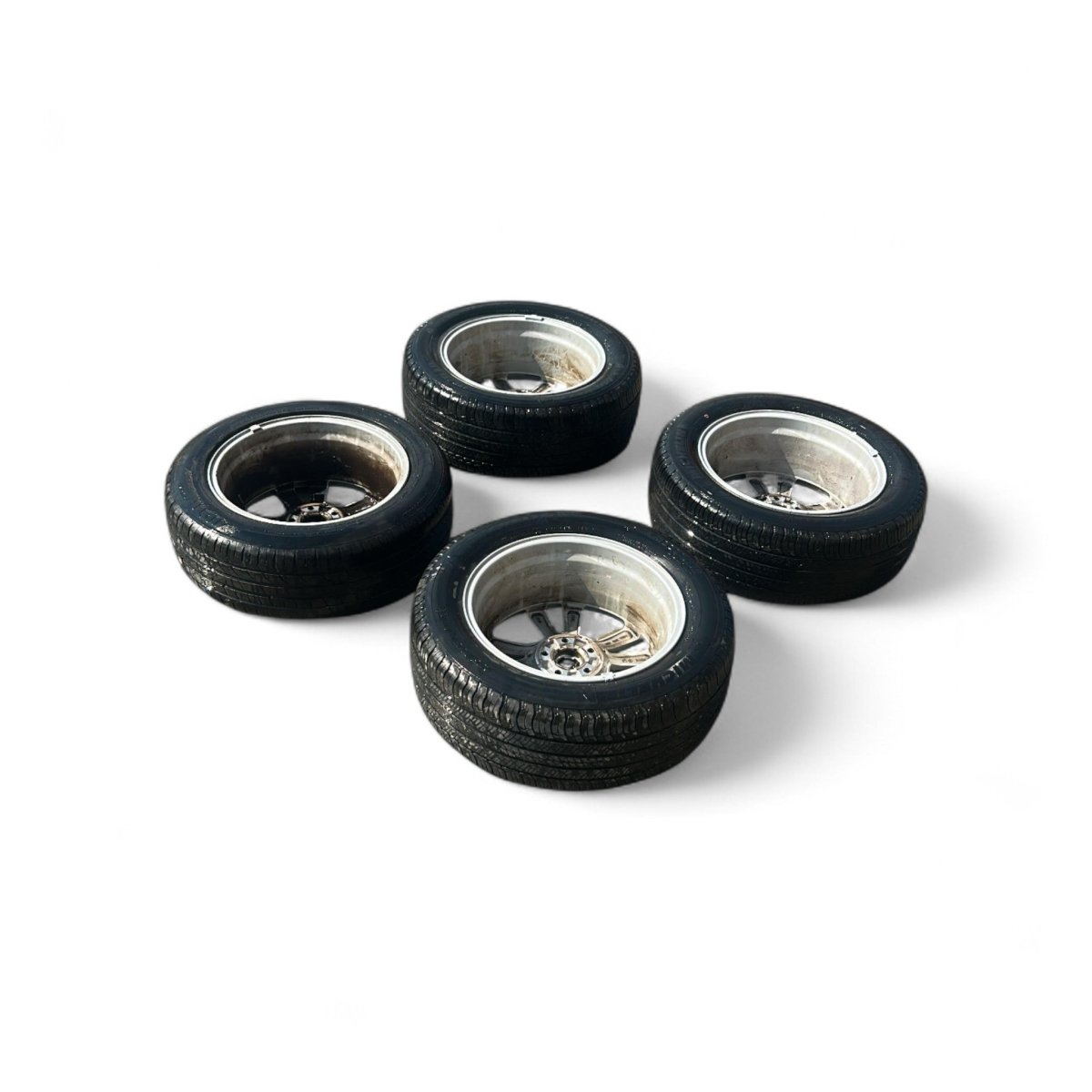 Set 4 cerchi in lega Ford Kuga II cod.6j5c - 1007 - b1a (5 fori / 235 / 55 r17) (2012 > 2019) - F&P CRASH SRLS - Ricambi Usati