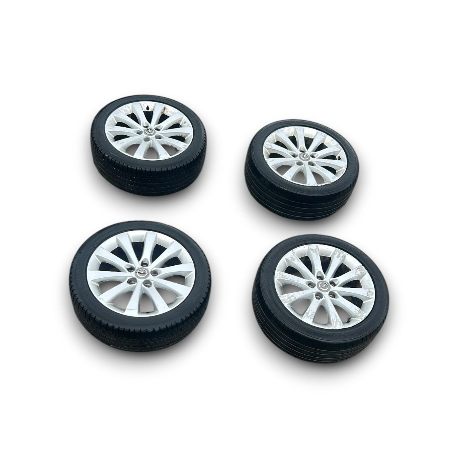 Set 4 Cerchi In Lega Opel Meriva B cod.13269541 (5 Fori / 225 / 45 R17) (2010 > 2017) - F&P CRASH SRLS - Ricambi Usati