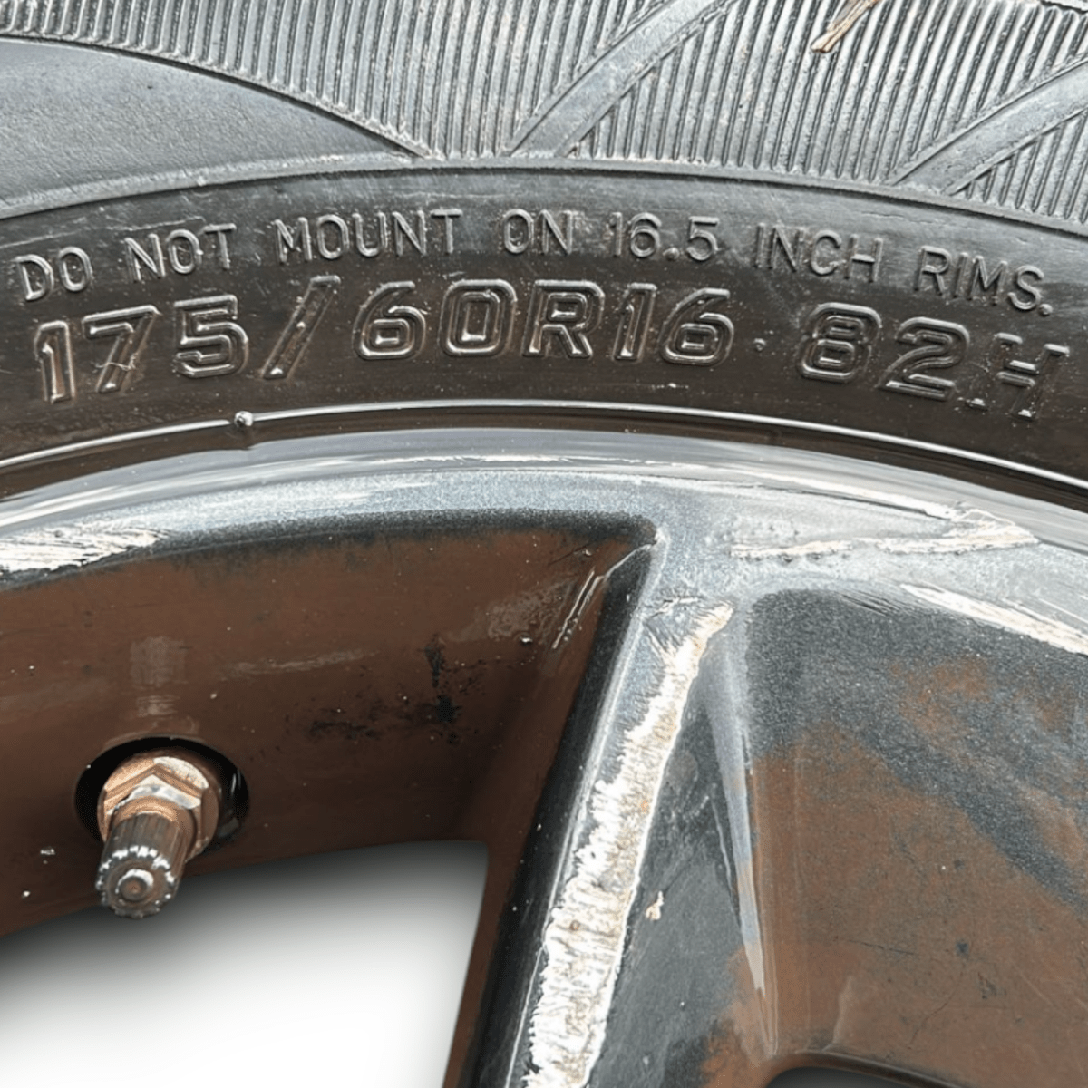 Set 4 Cerchi In Lega Suzuki Ignis cod:62R6 - 650 (175/60 R16) (2016 >) - F&P CRASH SRLS - Ricambi Usati