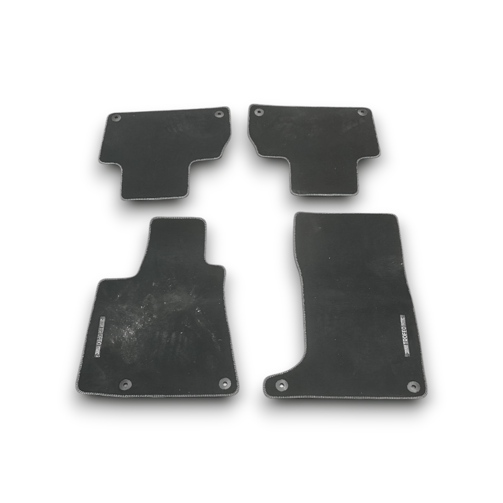 Set 4 Tappetini Interni Maserati Levante (TROFEO) (2018 > ) - F&P CRASH SRLS - Ricambi Usati