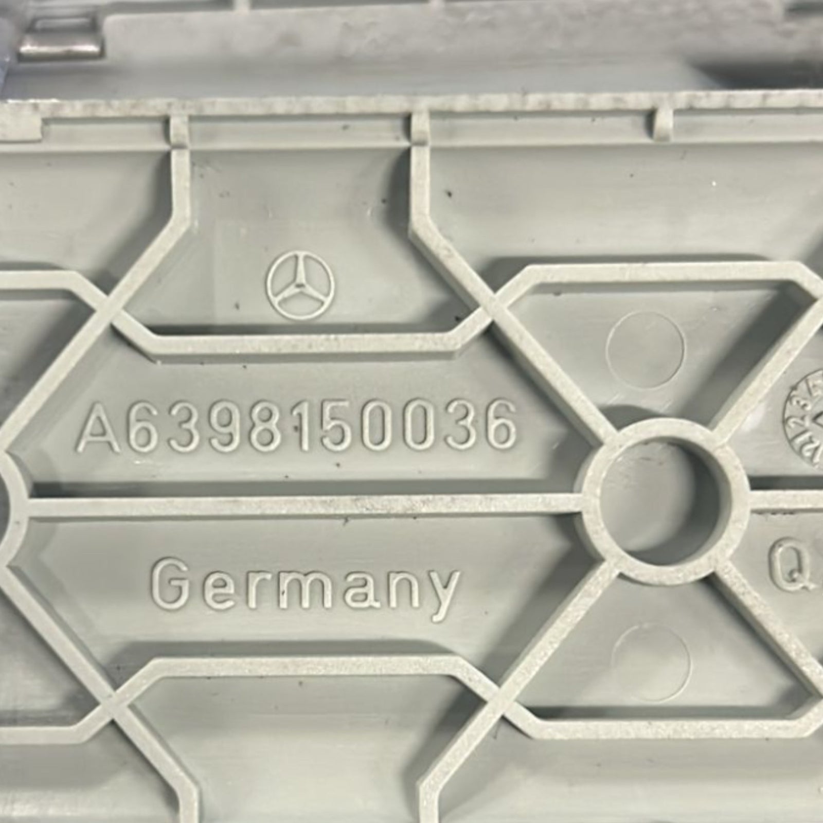 Set 6 Maniglie Appiglio Mercedes Benz Viano (W639) (2003 > 2013) - F&P CRASH SRLS - Ricambi Usati