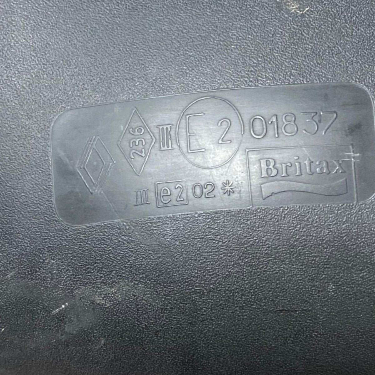 Specchietto retrovisore destro (sx) manuale Renault Twingo I (1993 - 2007) Cod: e201837 - F&P CRASH SRLS - Ricambi Usati