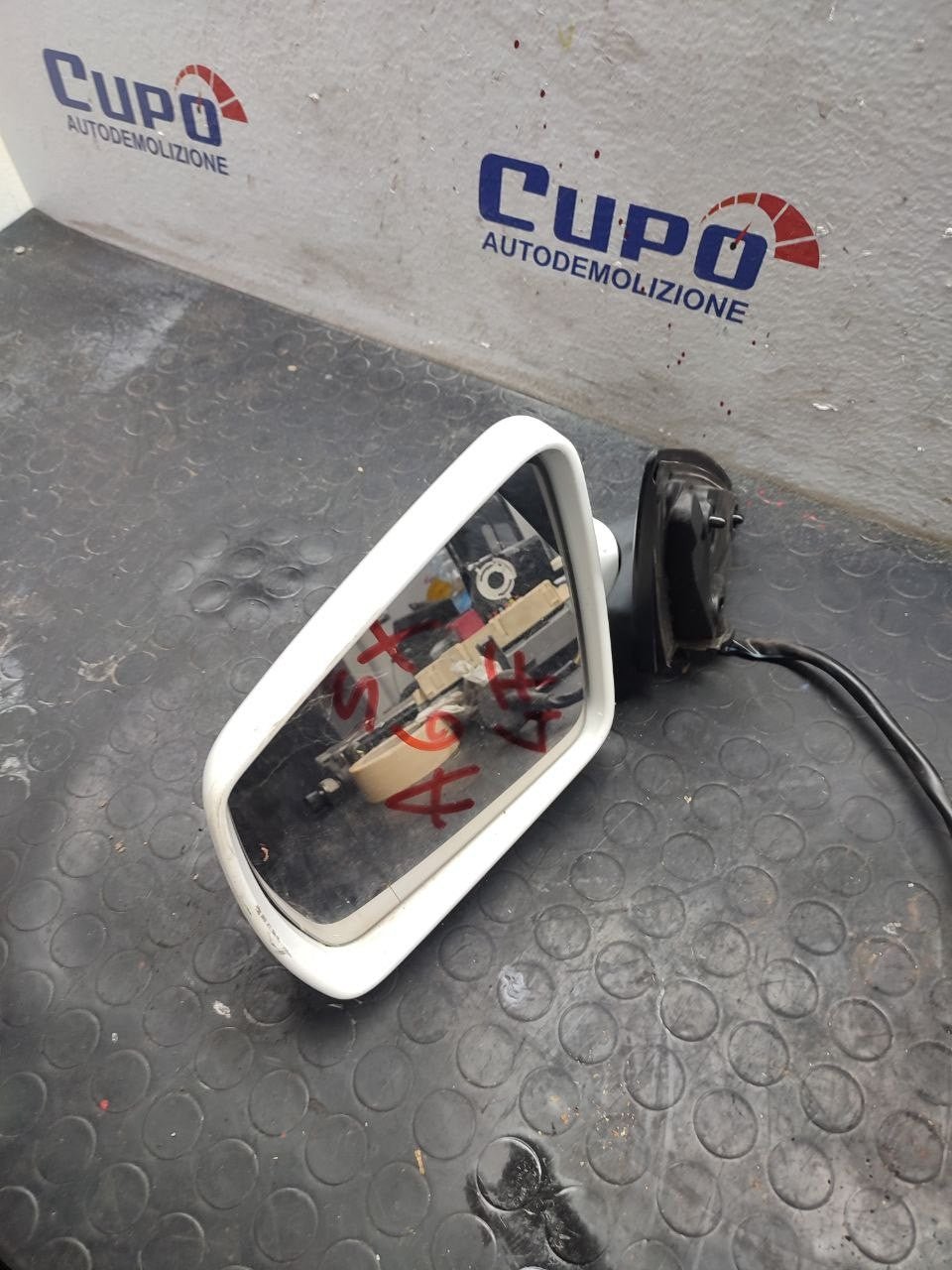 Specchietto retrovisore sinistro Audi A6 avant ( 4f - 2009 ) - F&P CRASH SRLS - Ricambi Usati