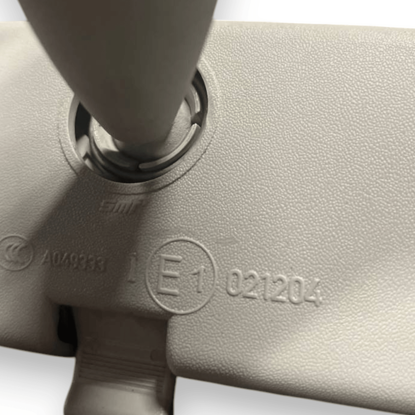 Specchio / Specchietto retrovisore interno Volkswagen Up (2011 al 2024) cod: E1021204 - F&P CRASH SRLS - Ricambi Usati