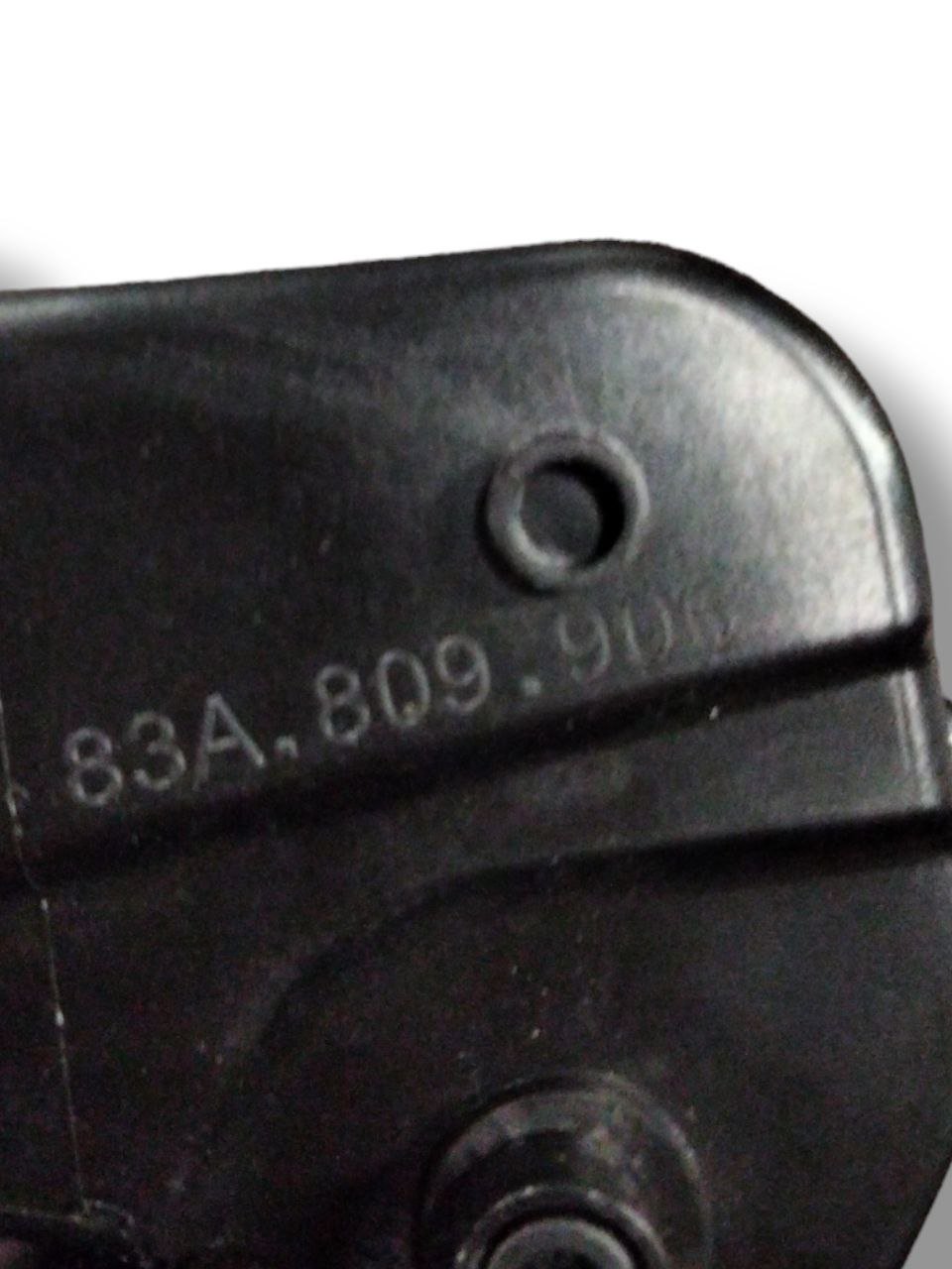 Sportello Carburante Grigio Audi A3 8V / RSQ3 / TT (2012 - 2020) cod.8v5010508 - 83A809906 - F&P CRASH SRLS - Ricambi Usati