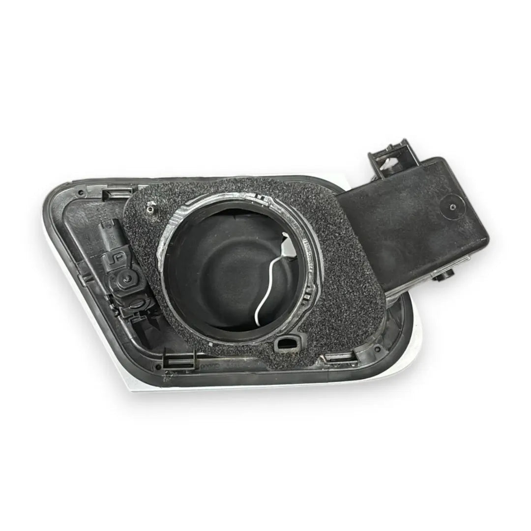 Dettaglio Sportellino carburante Hyundai i20 2020–2024 cod. EK-2903305684 - foto 2