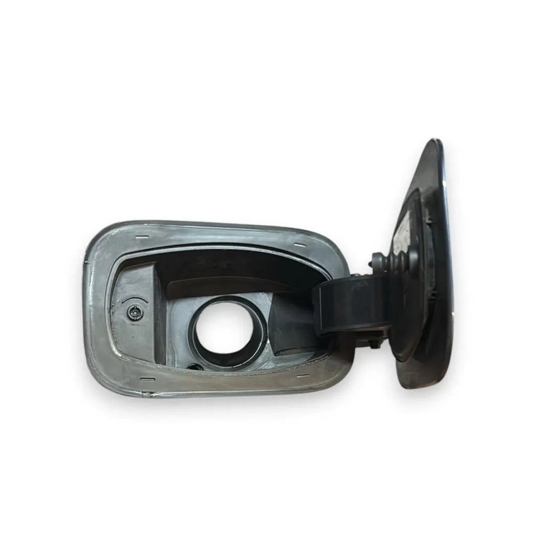 Dettaglio Sportellino carburante Jeep Compass II dal 2021 OEM 53477879 - foto 2