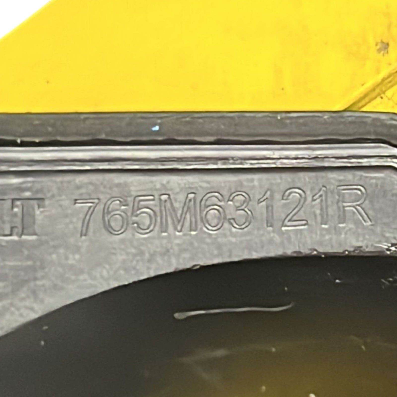 Sportello Tappo Carburante Renault Master III cod:765M63121R (2010 >2024) - F&P CRASH SRLS - Ricambi Usati