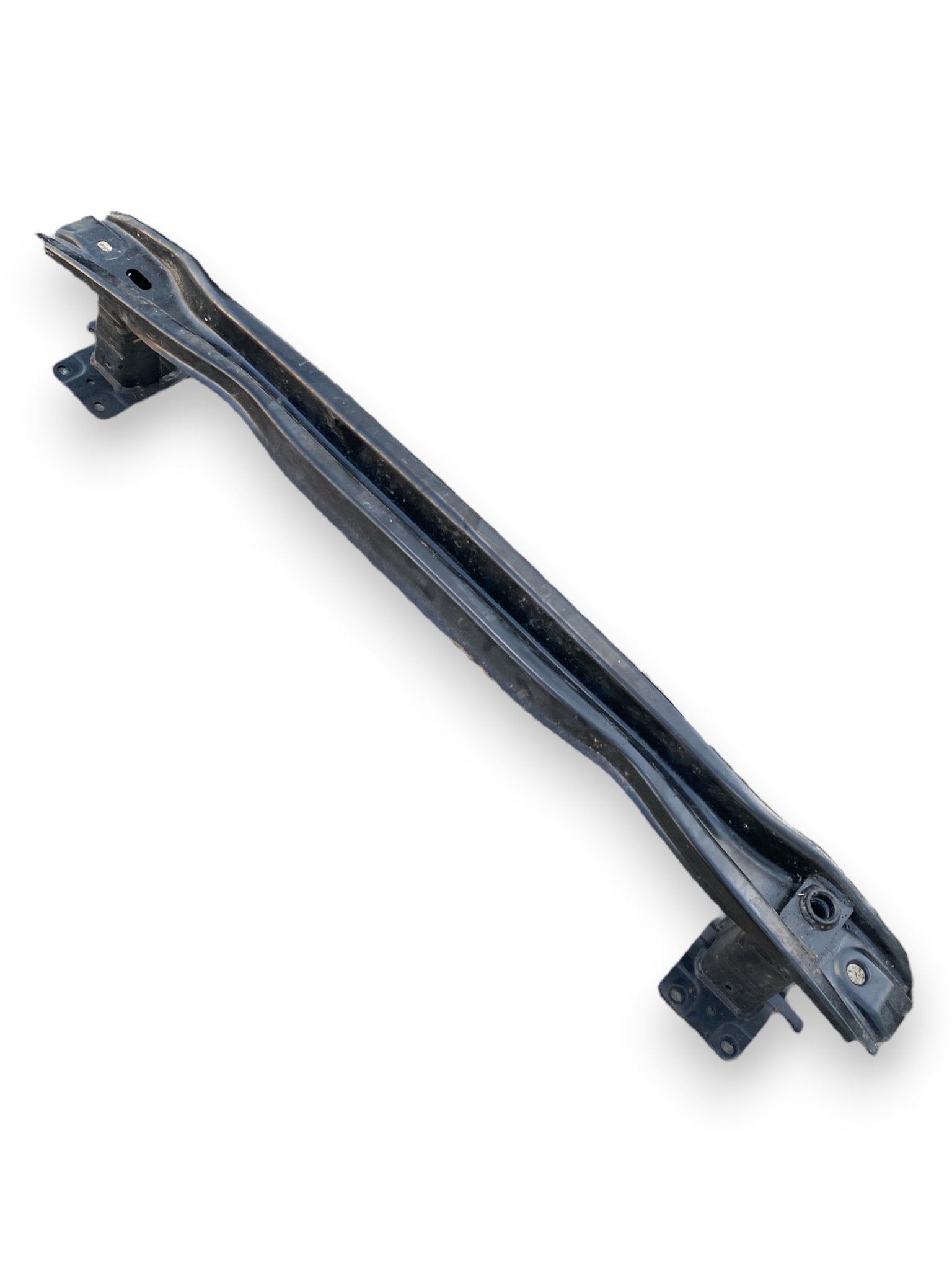 Staffa sbarra di rinforzo paraurti anteriore Volkswagen Tiguan (AD1 - 2016) cod:5na807585 - F&P CRASH SRLS - Ricambi Usati