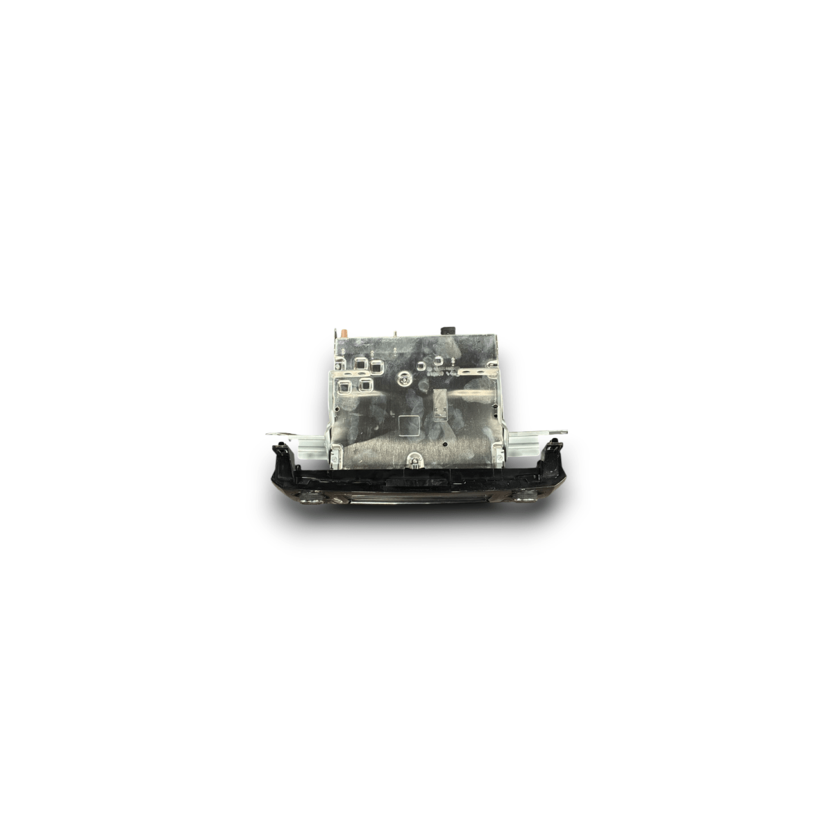 Stereo / autoradio nissan x - trail t32 cod : 7513750235 (2014 - 2020) - F&P CRASH SRL - Ricambi Usati