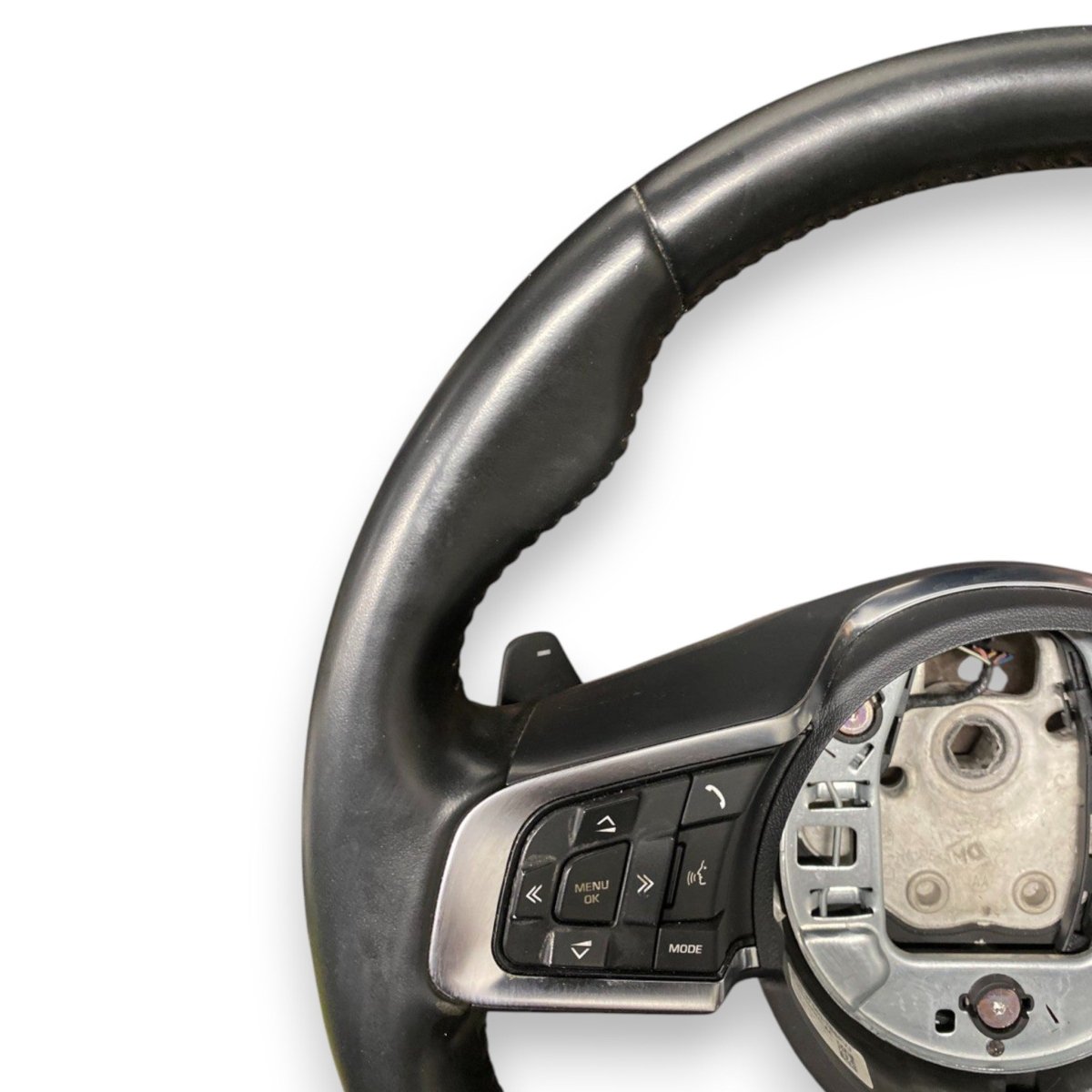 Sterzo / volante jaguar e - pace x540 Cod: j9c3 - 3f563 - tb8pvj (2017 - ) con palette cambio al volante - F&P CRASH SRLS - Ricambi Usati