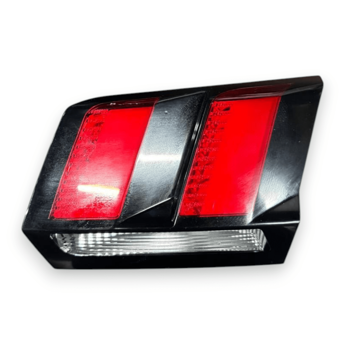 Stop / Fanale posteriore interno destro (dx) Peugeot 3008 II cod.9810477780 (2016 - 2020) - F&P CRASH SRL - Ricambi Usati