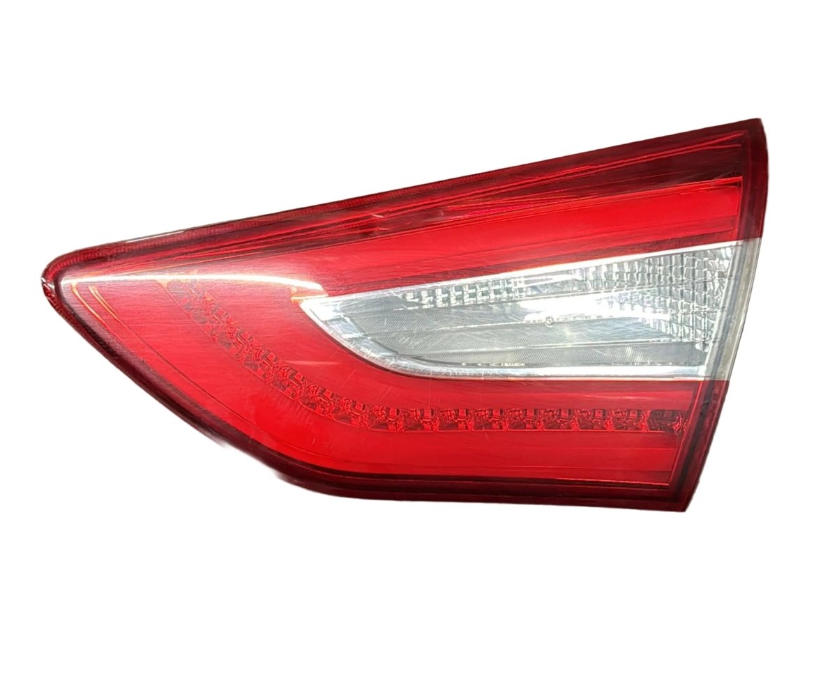 Stop / fanale posteriore interno destro Hyundai i30 cod.E96697 (2011 - 2016) - F&P CRASH SRL - Ricambi Usati