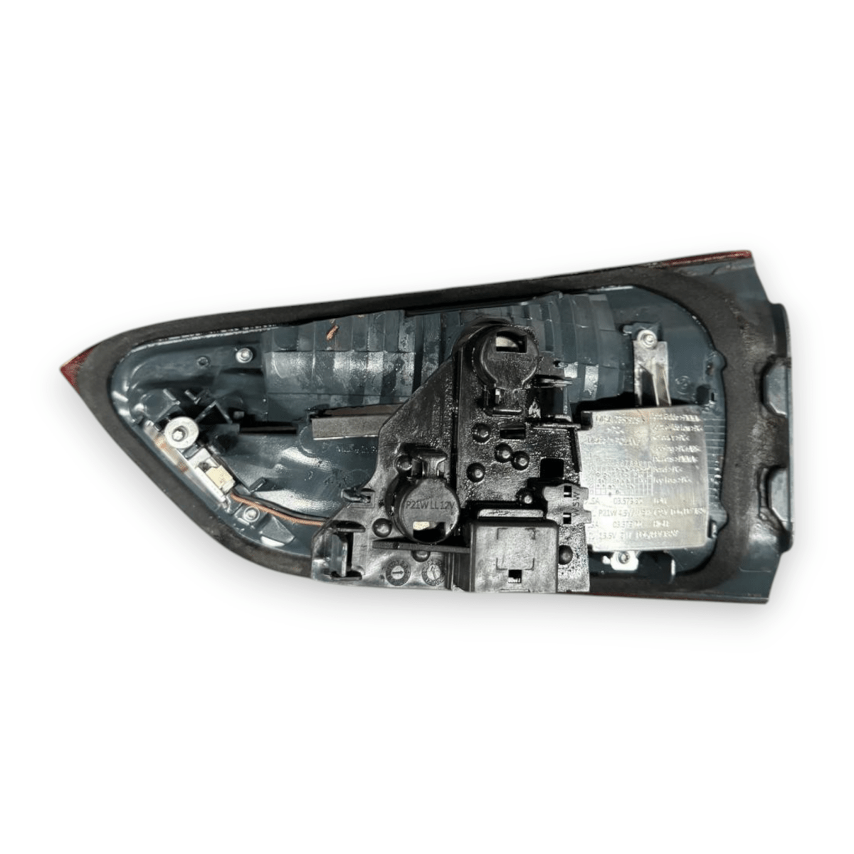 Stop / fanale posteriore interno sinistro (sx) BMW X1 (F48) cod.7350697 - 18 (2015 - 2019) - F&P CRASH SRL - Ricambi Usati