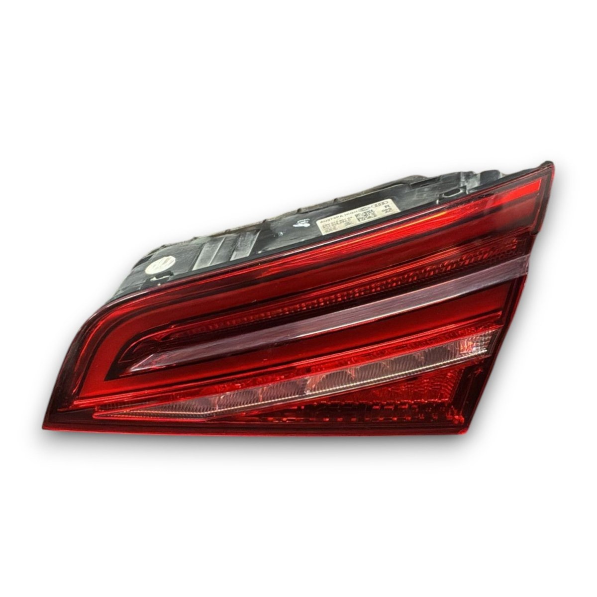 Stop interno posteriore destro led Audi A3 8V1 cod . 8v4.945.094.c (2016 > 2020) - F&P CRASH SRL - Ricambi Usati