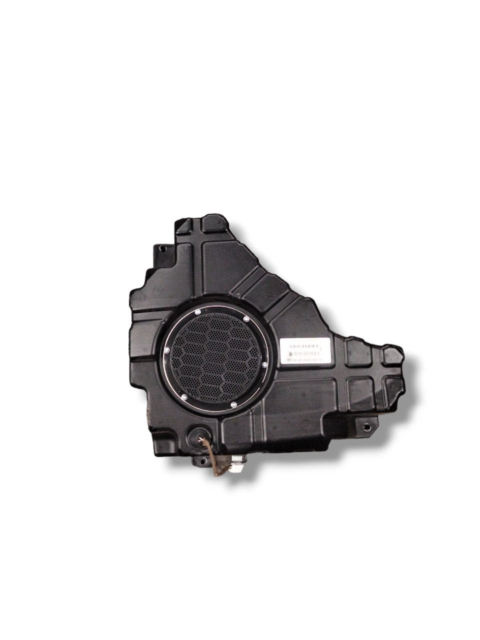 Subwoofer speaker box Jeep Grand Cherokee WK2 (2010 to 2021) code.05064610A - F&P CRASH SRLS - Used Parts