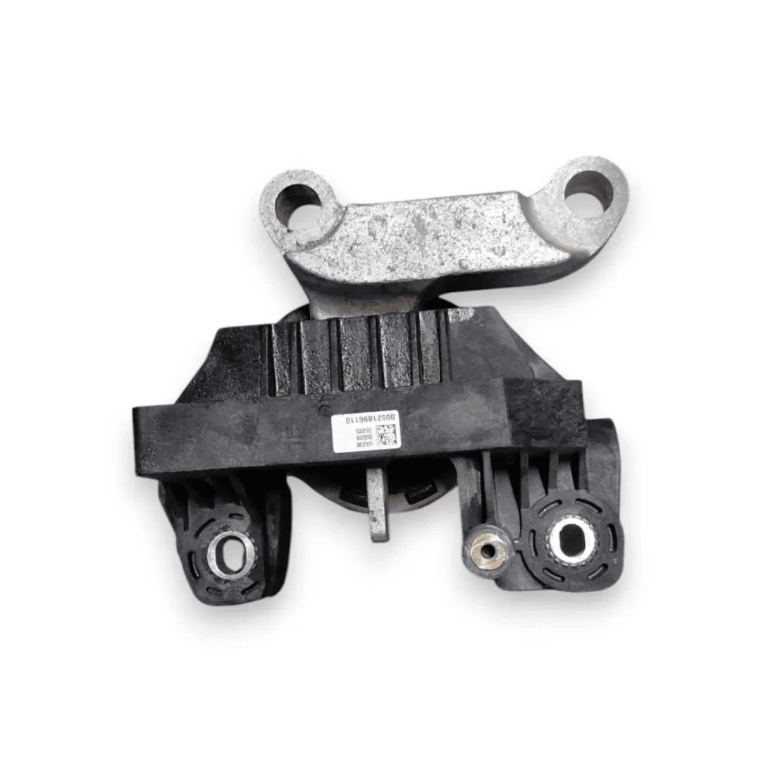 Dettaglio Supporto motore destro anteriore Fiat 500 2015–2024 cod. 00521896110 - foto 3