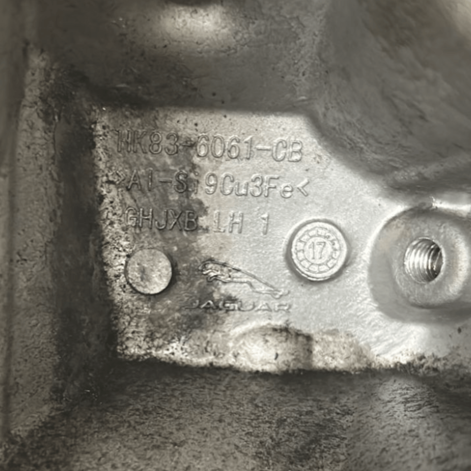 Left Engine Support Jaguar F - Pace 2.0 Diesel code: HK83 - 6061 - CB (2016 >) - F&P CRASH SRLS - Used Parts