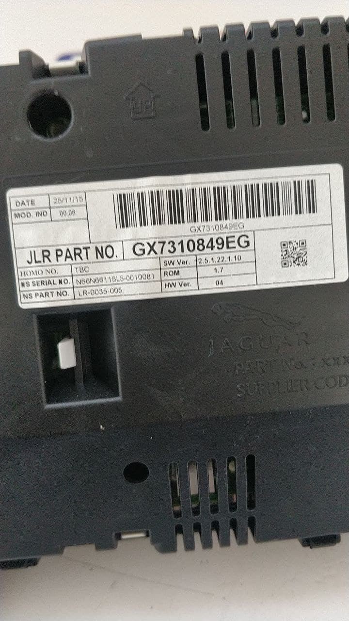 Tachometer Odometer Jaguar Xe 2.0 D r - design 2015 code gx7310849eg - F&P CRASH SRLS - Used Parts
