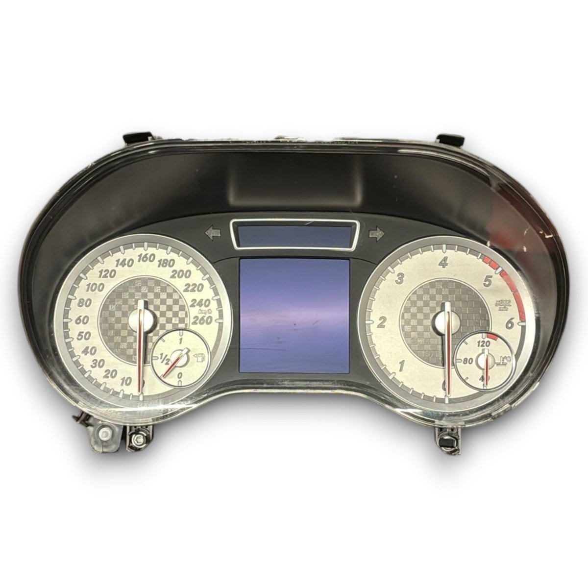 Tachimetro / contachilometri mercedes benz classe a w176 cod . A1769009002 1.5 diesel (2012 > 2018) - F&P CRASH SRL - Ricambi Usati
