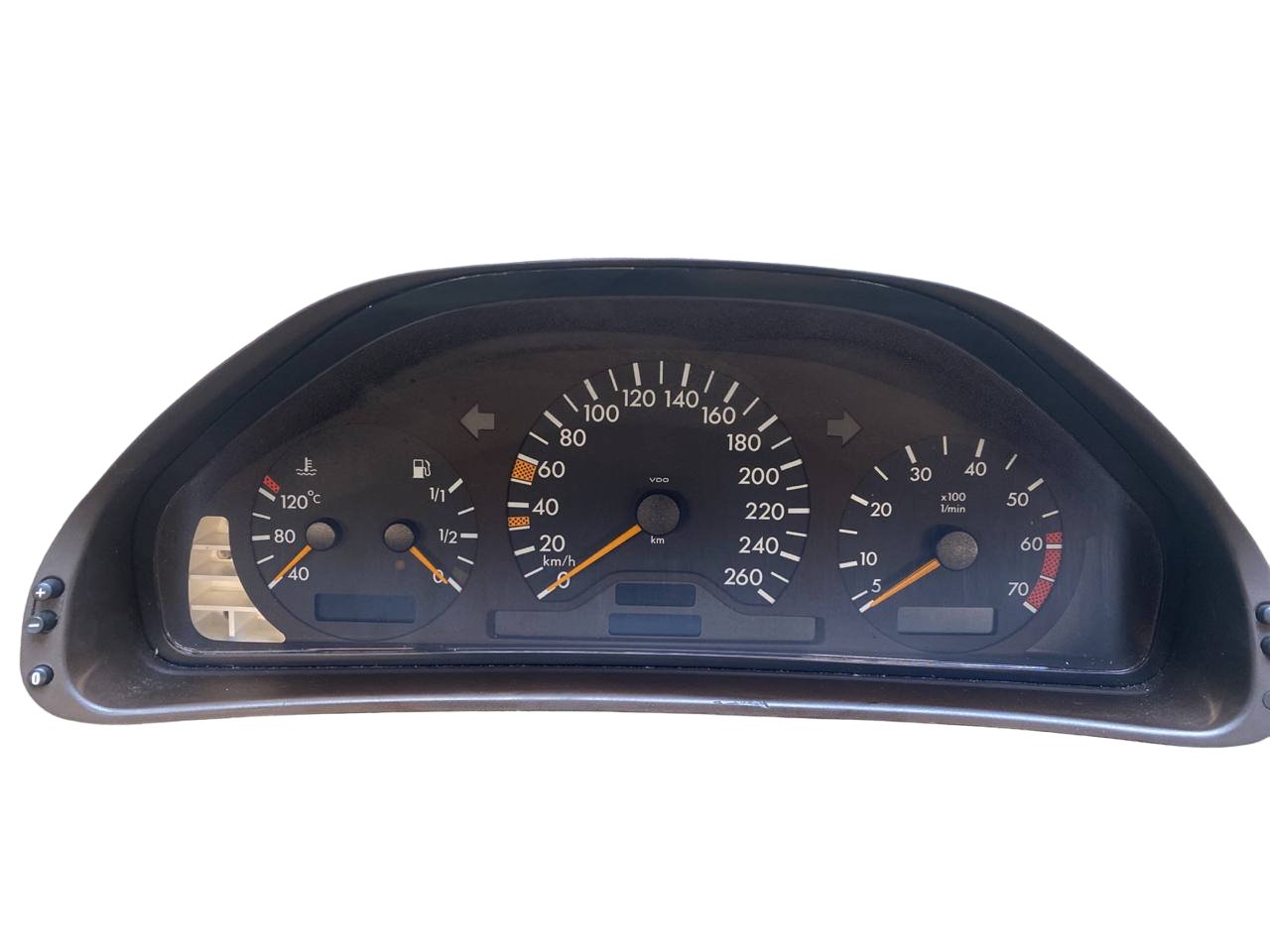 Mercedes-Benz CLK W208 2.0 diesel speedometer (1999 - 2003) code A2085402511 - F&P CRASH SRLS - Used Parts