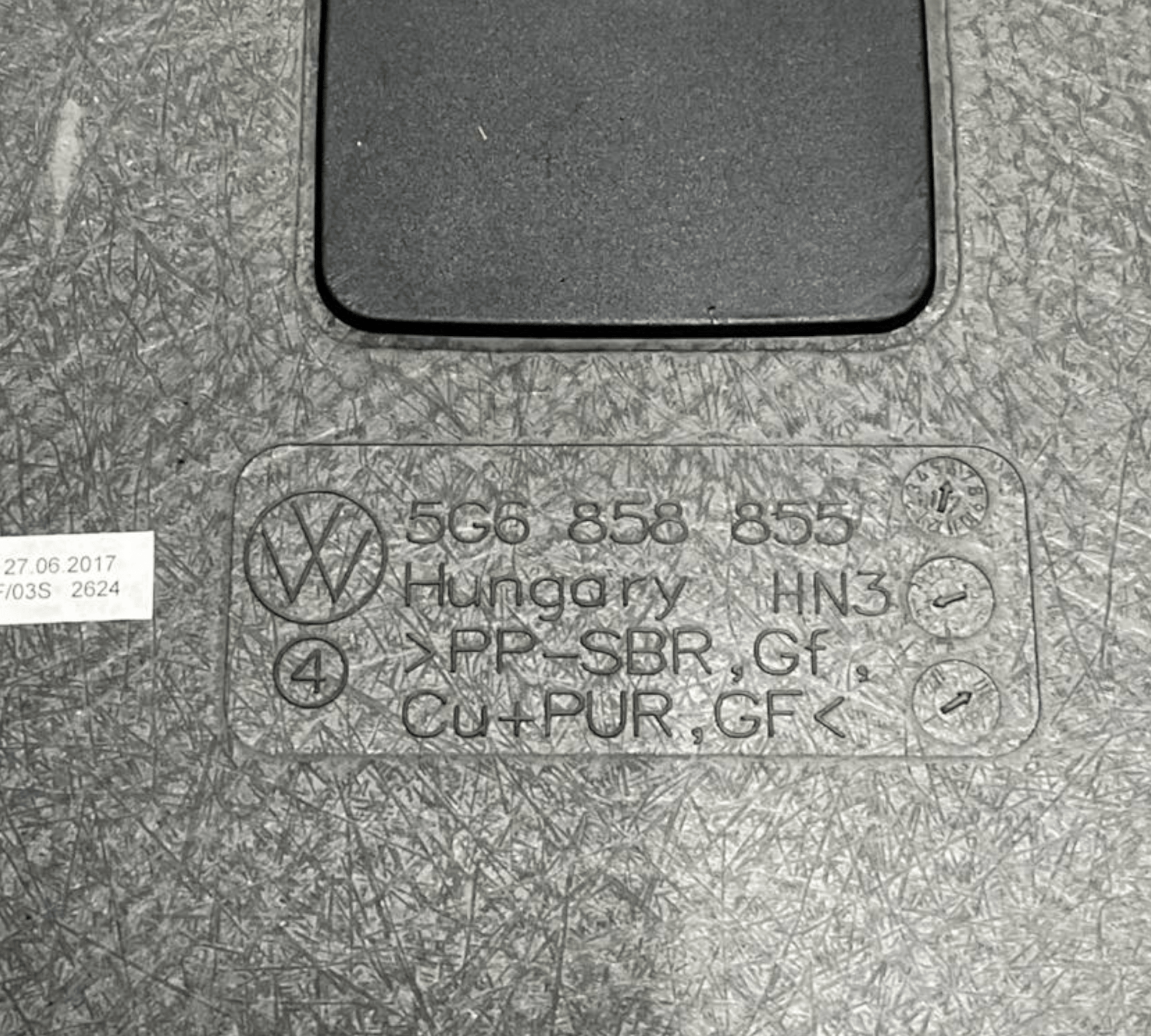 Carpet / Rear trunk shelf Volkswagen Golf VII / 7.5 code 5G6858855 (2012 - 2021) - F&P CRASH SRLS - Used Parts