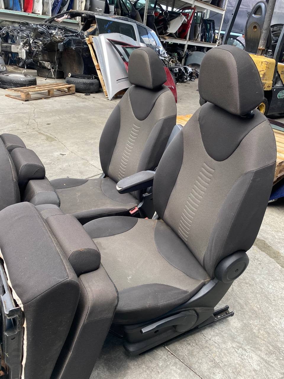 Tappezzeria completa Fiat Idea 1.3 mjt (2008) - F&P CRASH SRLS - Ricambi Usati