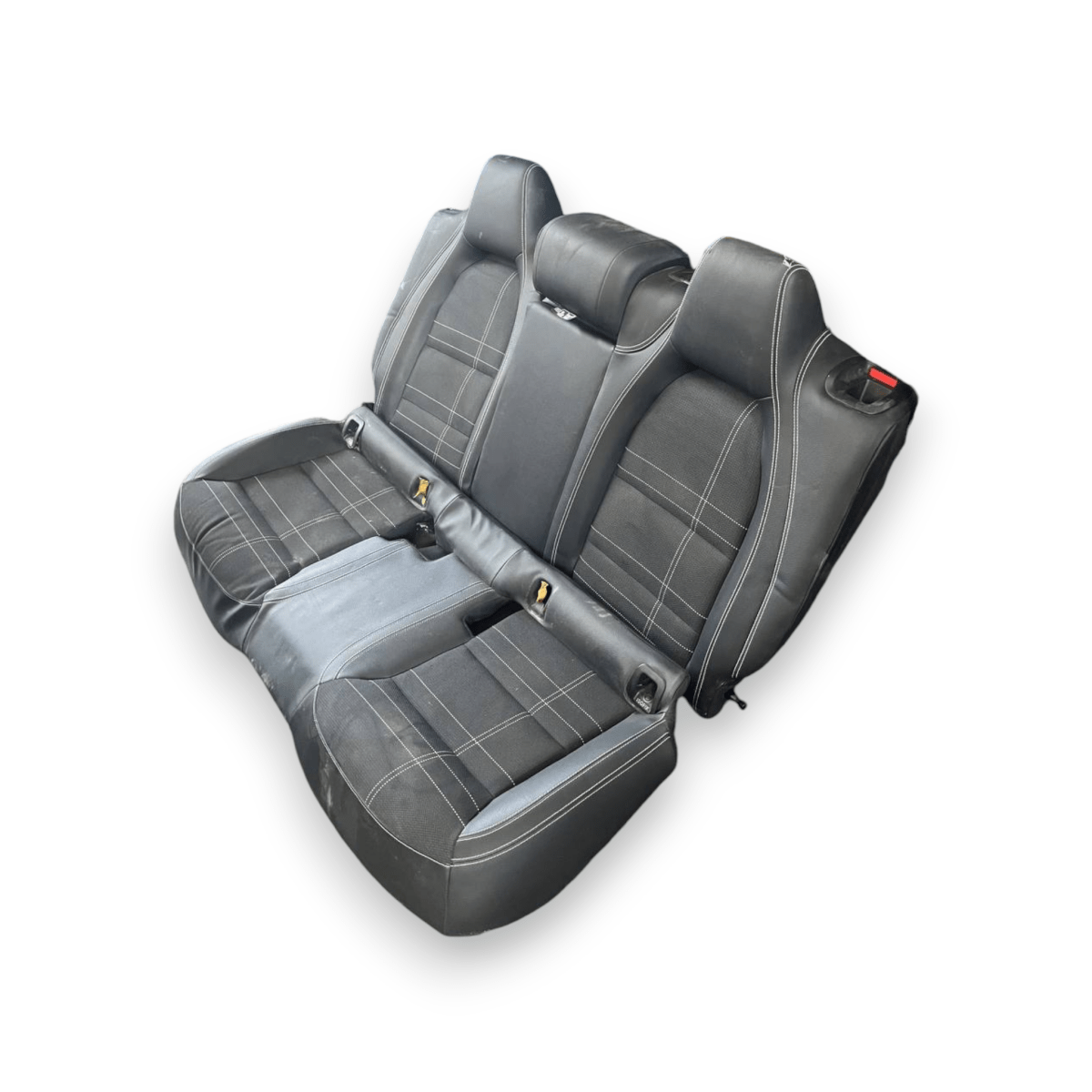 Tappezzeria / Sedili in Pelle e Stoffa Mercedes - Benz Classe A W176 (2012 al 2018) - F&P CRASH SRLS - Ricambi Usati