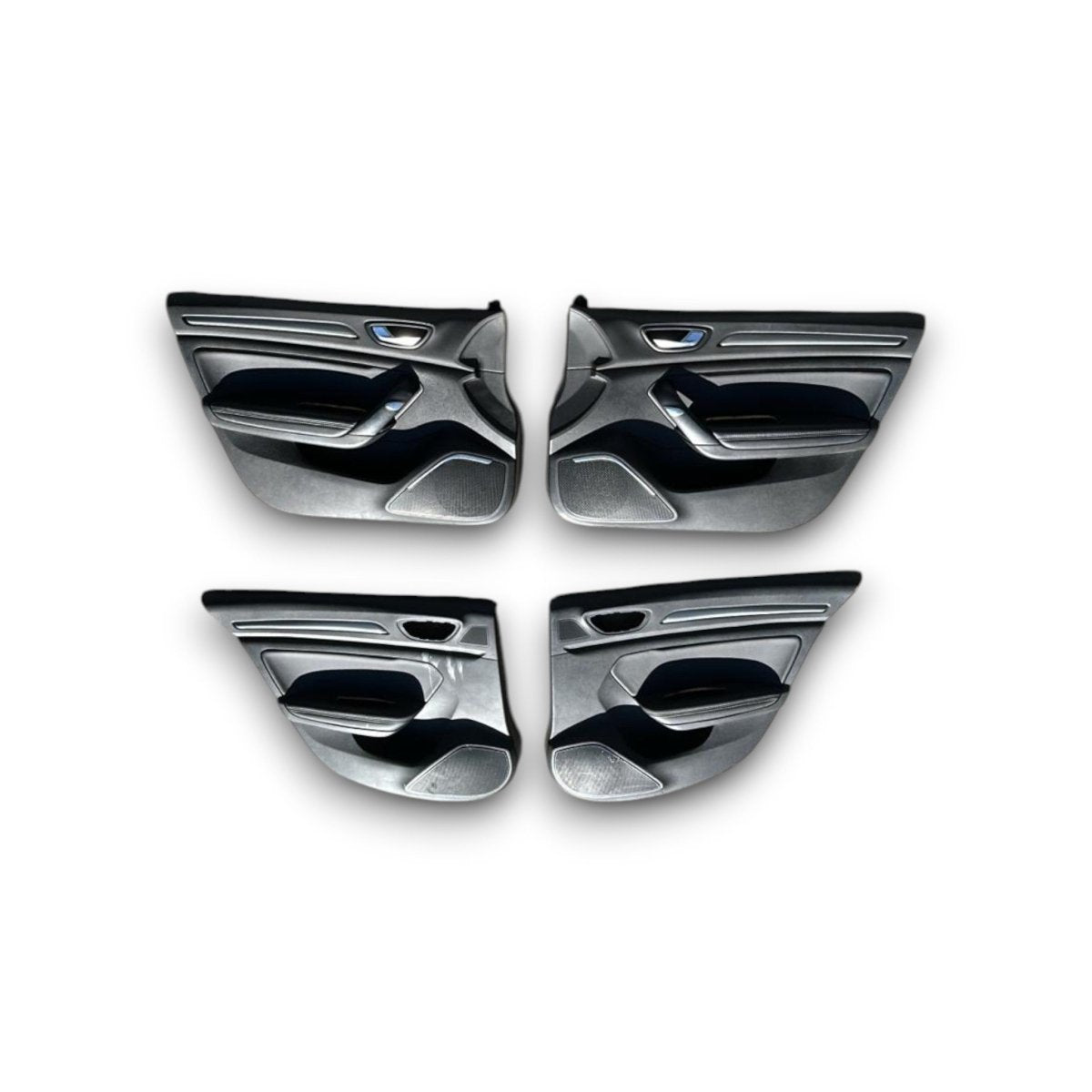 Tappezzeria / sedili in stoffa neri Renault Megane IV SW (2015 > ) - F&P CRASH SRL - Ricambi Usati