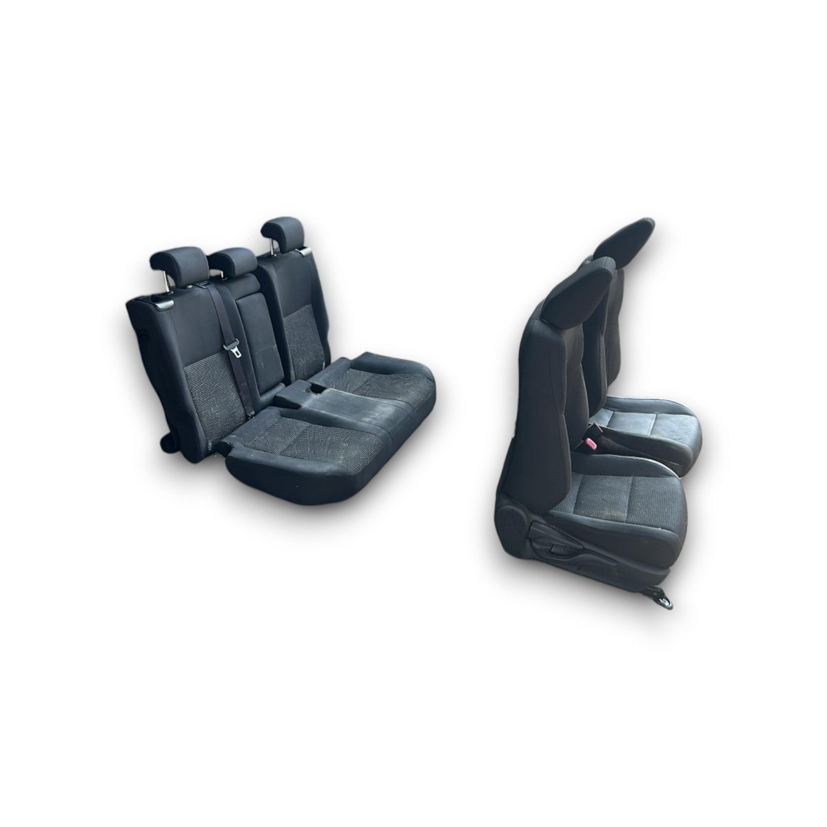 Tappezzeria / sedili in stoffa neri Toyota Auris (E180) (2012 > 2018) - F&P CRASH SRL - Ricambi Usati