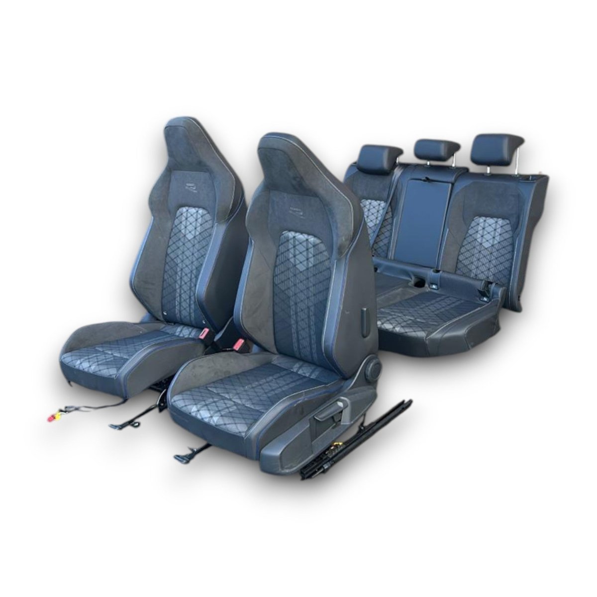 Tappezzeria / sedili (R - Line) Volkswagen Golf 8.5 (2024 > ) in pelle e alcantara - F&P CRASH SRL - Ricambi Usati