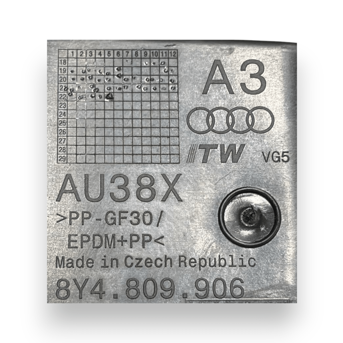 Fuel cap / fuel door Audi A3 8Y code: 8Y4809906 (2020 - ) - F&P CRASH SRL - Used Parts