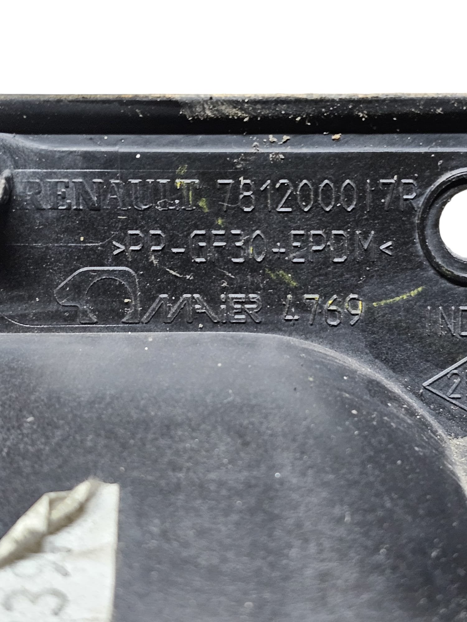 Fuel Tank Cap / Fuel Tank Lid Renault Master (2014 - 2019) Code: - F&P CRASH SRLS - Used Spare Parts