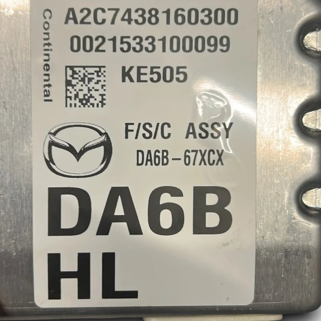 Dettaglio Telecamera anteriore Mazda 2 3ª Serie 2014–2020 cod. DA6BHL - foto 3