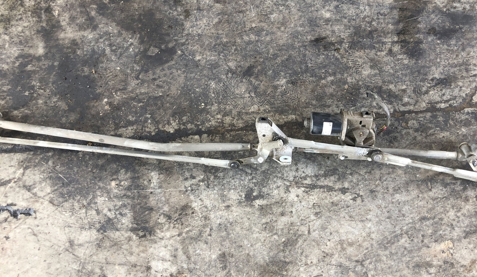WIPER Motor with front support PEUGEOT 307 CC 404638 - F&P CRASH SRLS - Used Parts