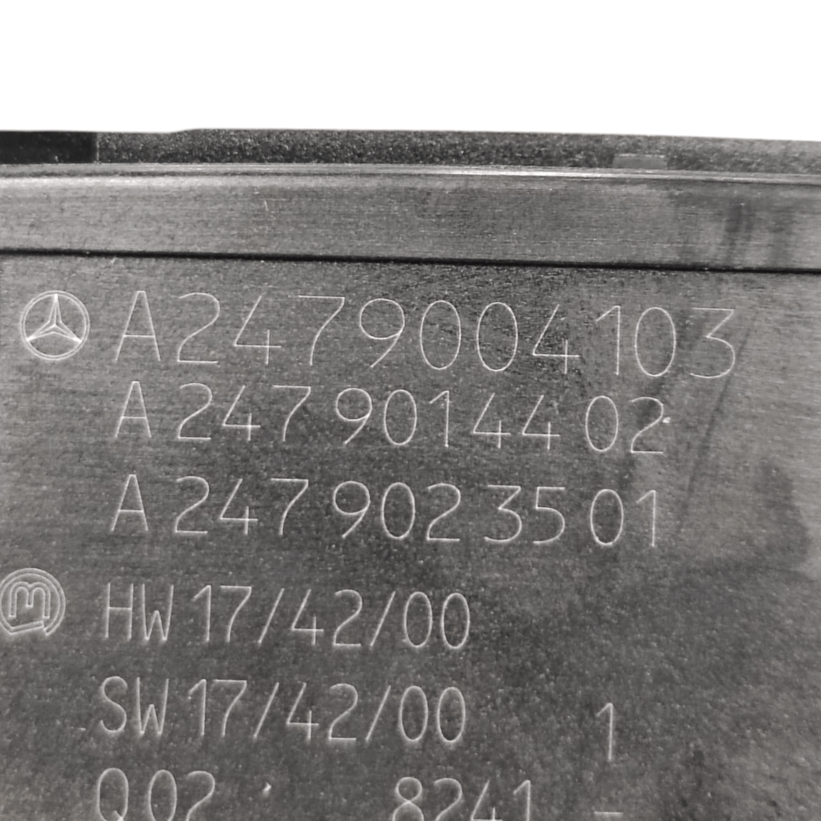 Mercedes Class A W177 Multi-Function Touch Pad COD: A2479004103 (2018>) - F&P CRASH SRLS - Used Parts