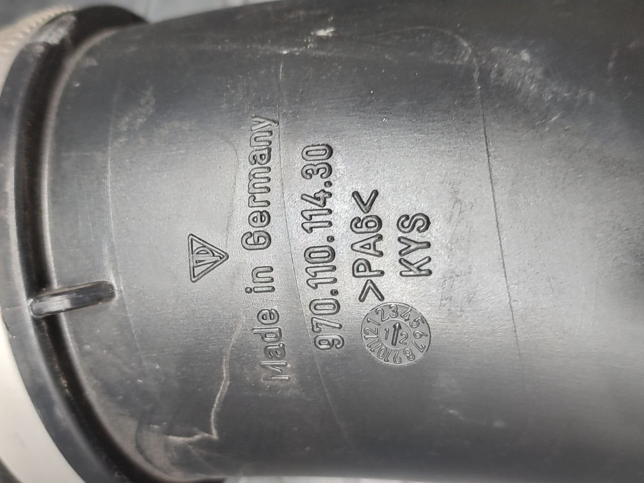 Air Intake Tube PORSCHE PANAMERA 970 Code:970.110.114.30 - F&P CRASH SRLS - Used Parts