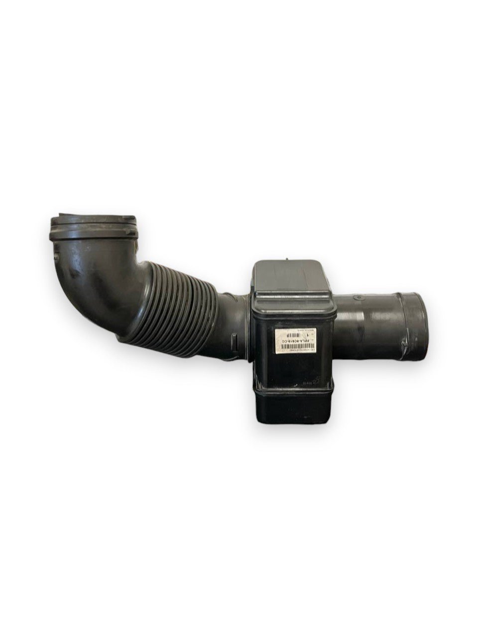 Land Rover Rover Sport L494 (2013 to 2022) Intake Tube code: FPLA - 9C619 - CC - F&P CRASH SRLS - Used Parts