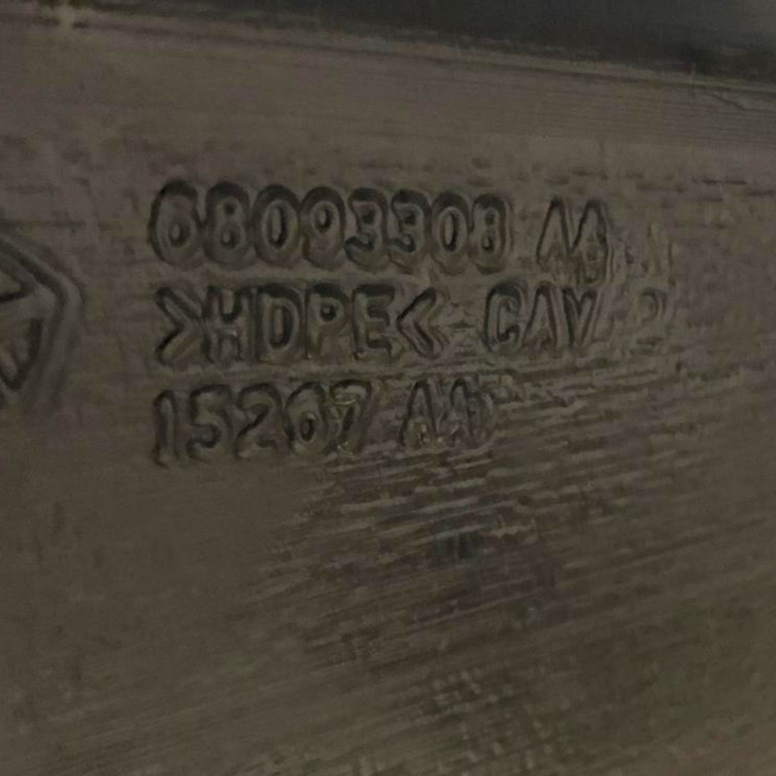 tunnel centrale + Bracciolo Jeep Cherokee (2013 > 2023) cod:68093308AA - F&P CRASH SRLS - Ricambi Usati