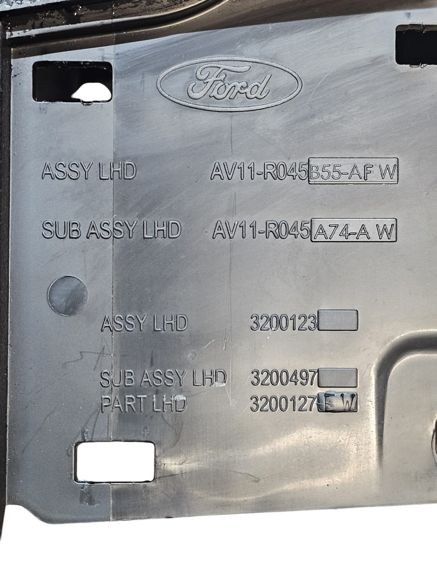 Tunnel / Central Console Ford B - Max (2012 - 2018) Code: AV11 - R045B55 - AFW - F&P CRASH SRLS - Used Parts