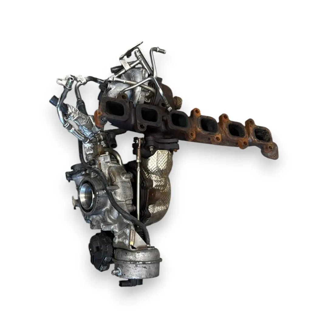 Dettaglio Turbocompressore con collettore di scarico Land Rover Defender dal 2019 OEM LR154609 - foto 3