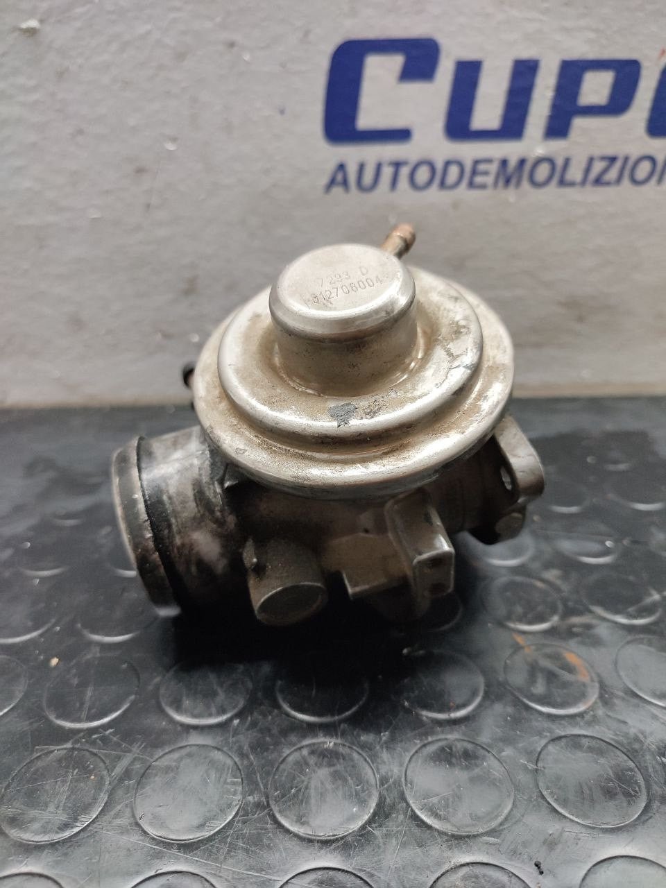 Valvola Egr Volkswagen Golf 4 (2004) Cod:038129637B - F&P CRASH SRLS - Ricambi Usati