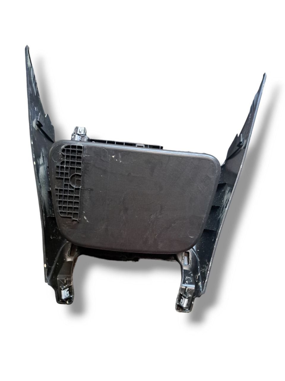 Central storage compartment with cigarette lighter socket Opel Crossland X (2021) - F&P CRASH SRLS - Used Parts