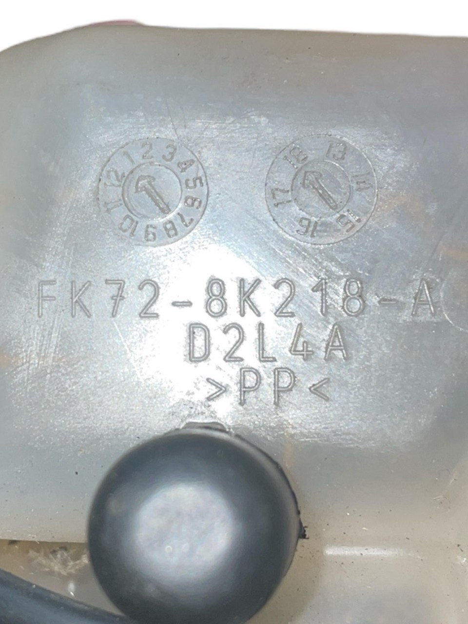 Radiator Liquid Tank Land Rover Range Rover Sport code: FK728k218A (2016) - F&P CRASH SRLS - Used Parts