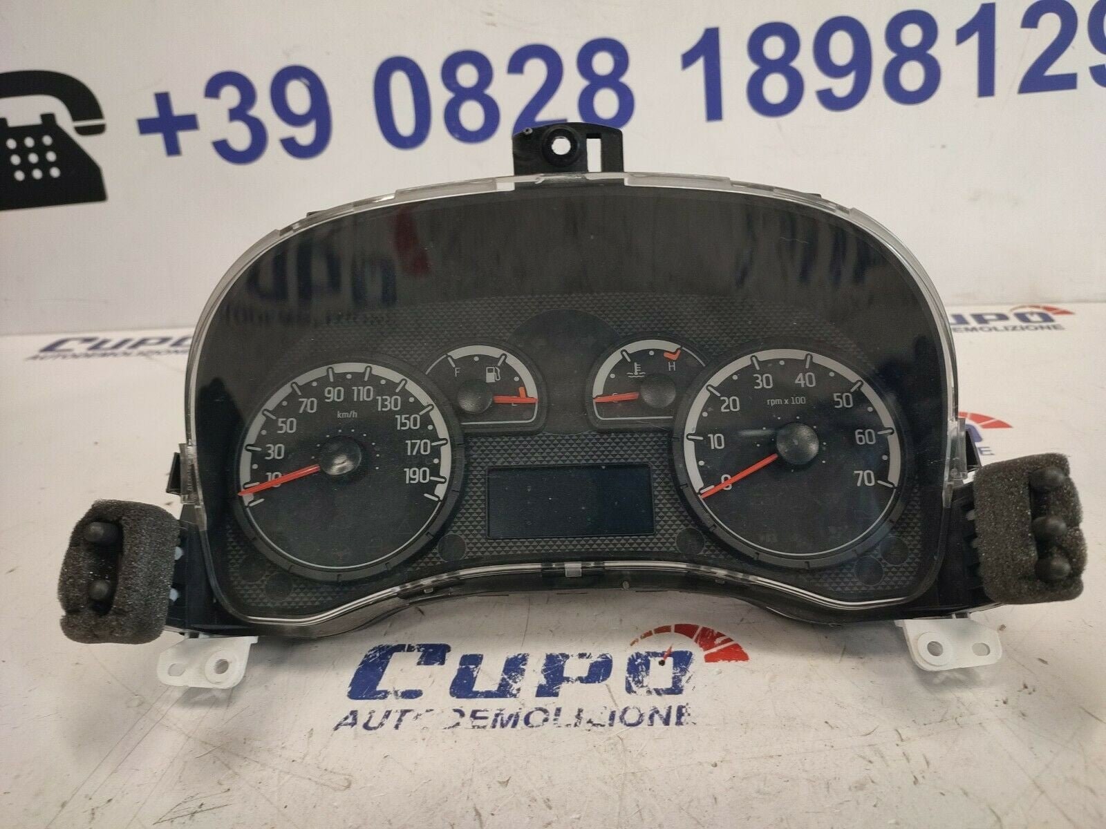 WATCH FRAME INSTRUMENTS FIAT Doblò 555000460104 - F&P CRASH SRLS - Used Spare Parts