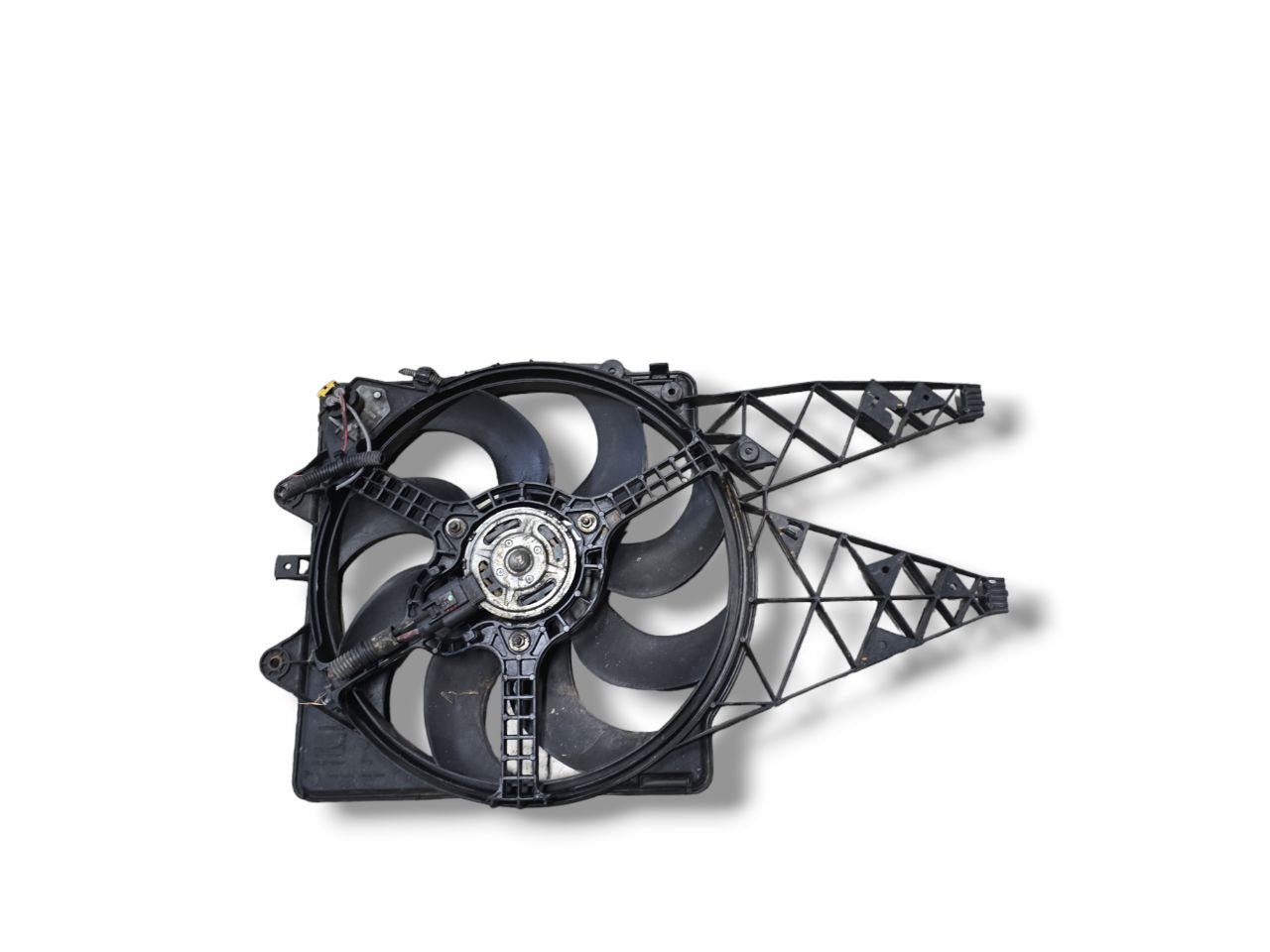 Radiator Fan Fiat Bravo 1.9 Diesel (2007 - 2014) Code: 00517833360 - F&P CRASH SRLS - Used Parts