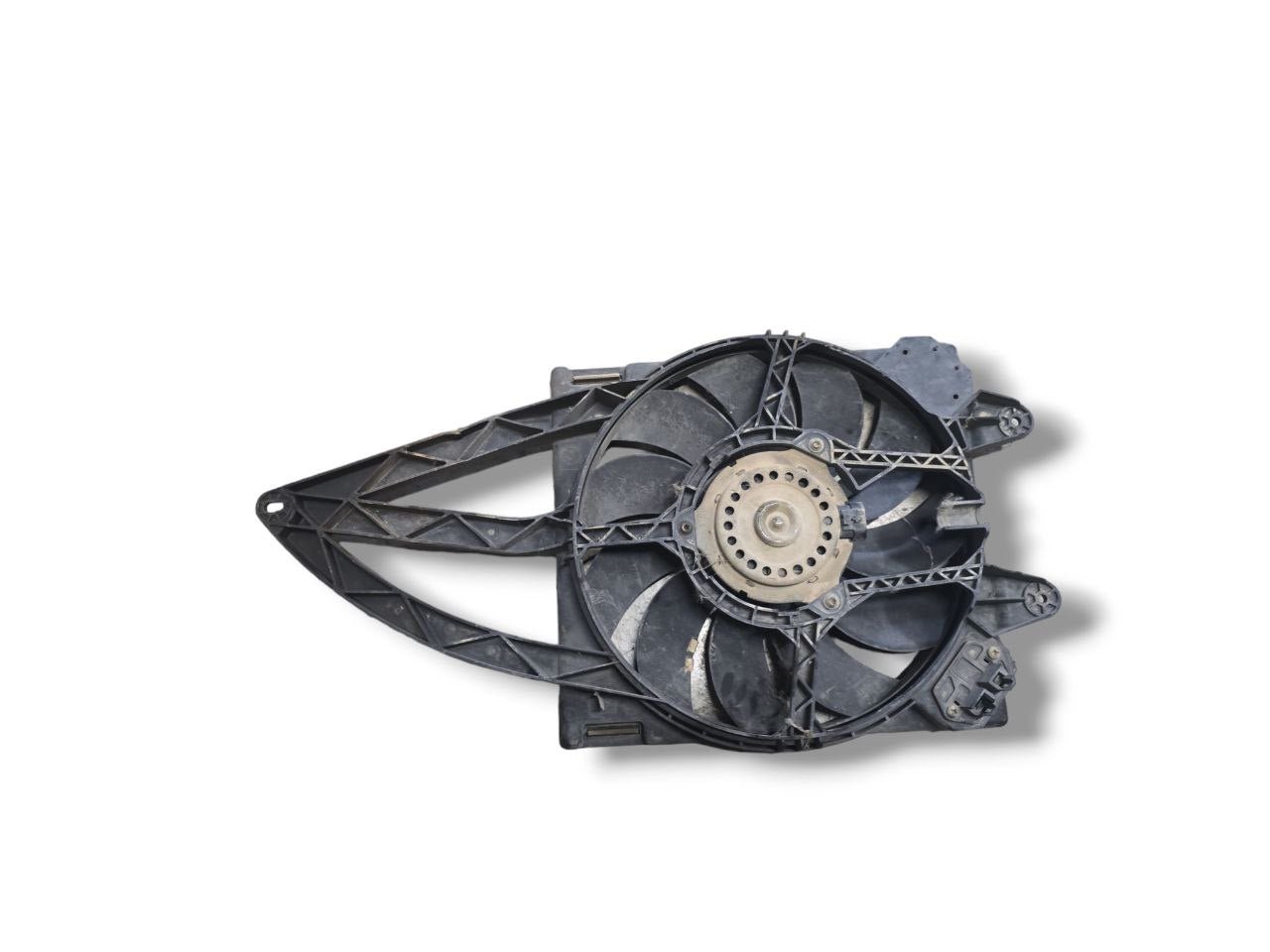 Ventola Radiatore Fiat Panda 169 1.2 Benzina (2003 - 2012) Cod : 993373R - F&P CRASH SRLS - Ricambi Usati
