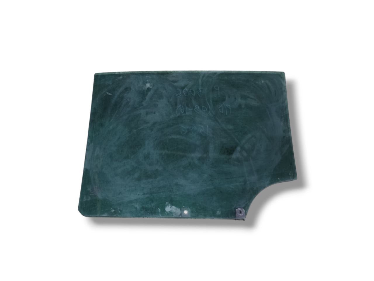 Vetro Finestrino Posteriore Destro Fumè Peugeot 3008 (2009 - 2016) - F&P CRASH SRLS - Ricambi Usati