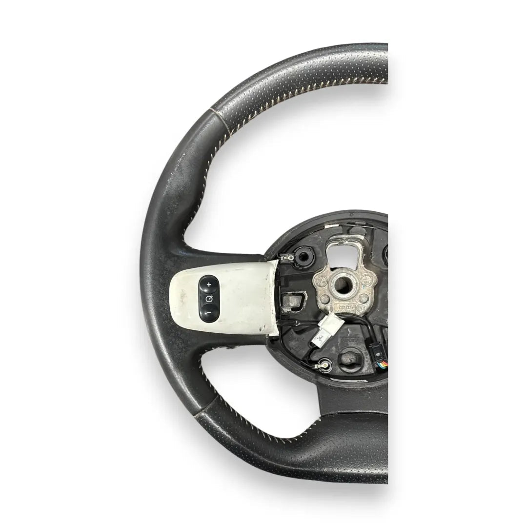 Dettaglio Volante Renault Twingo 3ª Serie 2014–2019 OEM 484007081R - foto 2