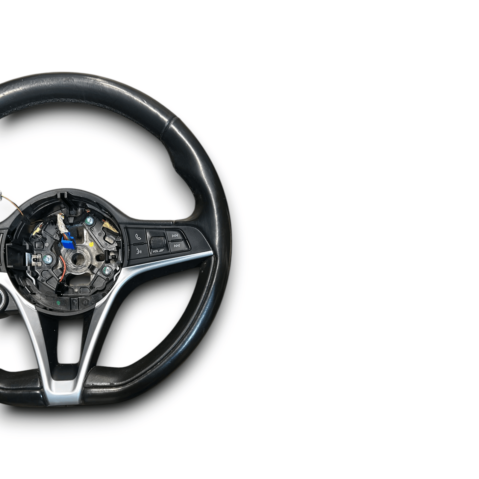 Volante / Sterzo Alfa Romeo Giulia (2016 >) cod:1049912X66F - F&P CRASH SRLS - Ricambi Usati